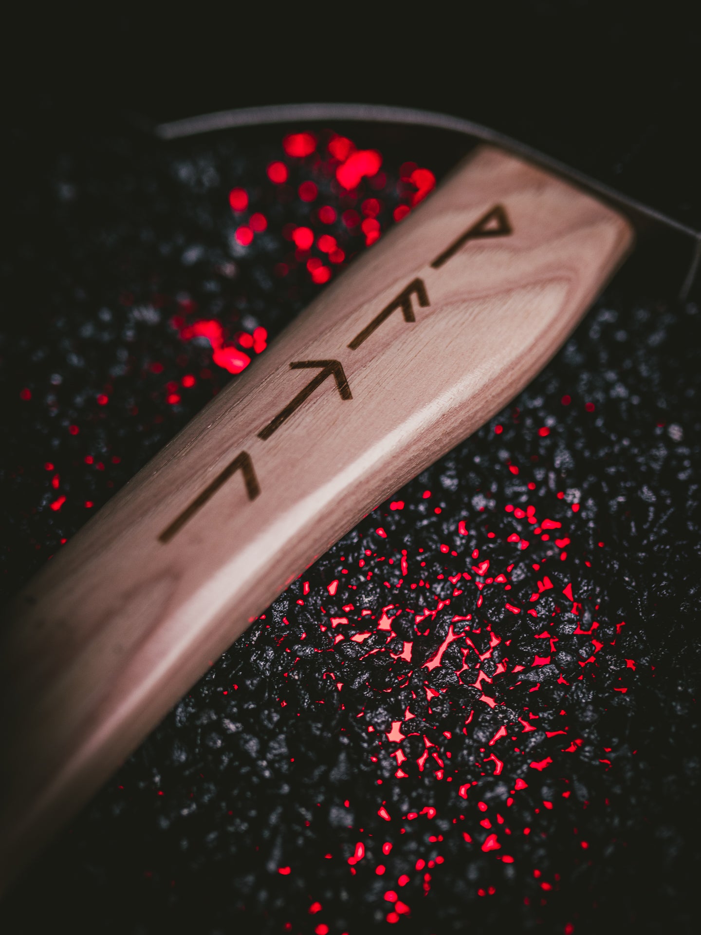 WATL Store | The Queen of Hearts Throwing Axe